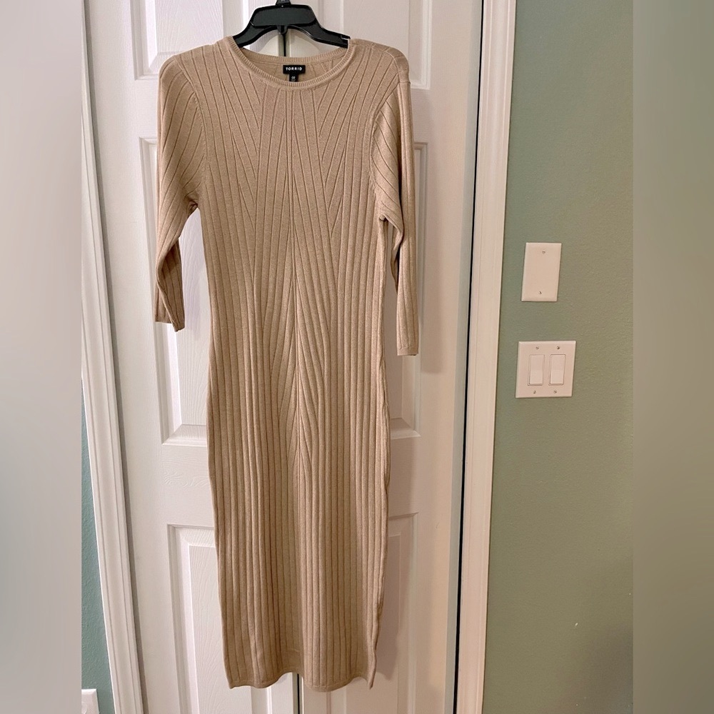NWOT Torrid Knit Midi Dress